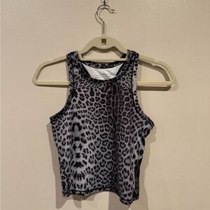 Yogalicious Black and Gray Fitted Crop Tank Top